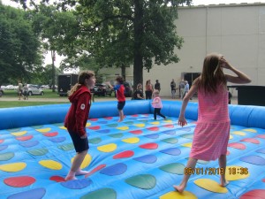 Bouncy Twister Game